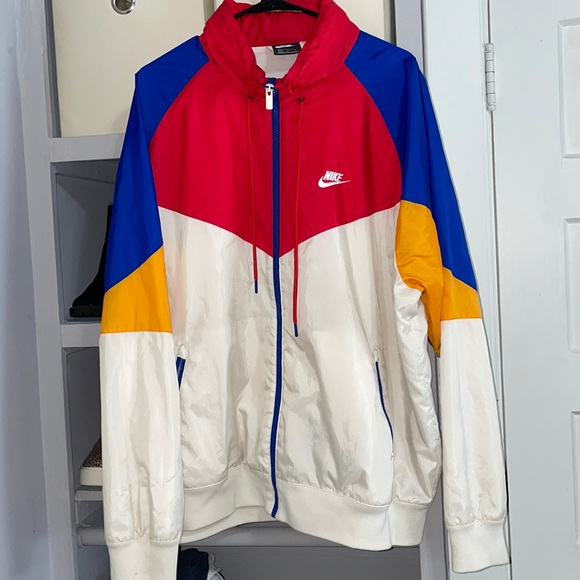 Nike Other - Nike Sportswear Windrunner Jacket